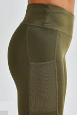 Load image into Gallery viewer, Designed for optimal performance - Pocket Leggings